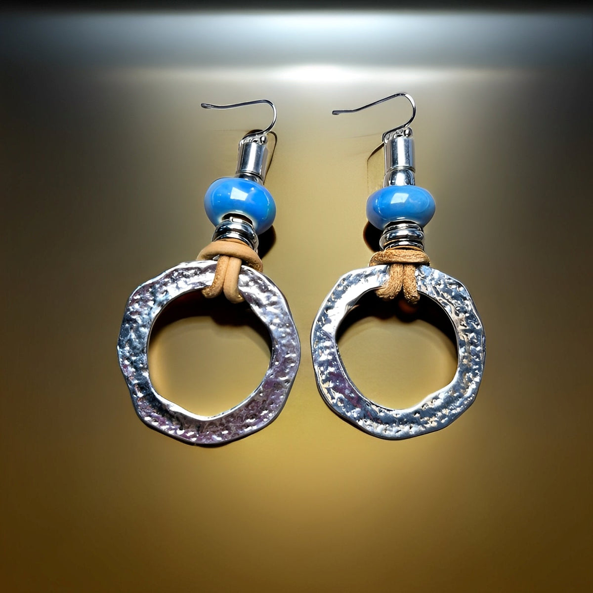 Mira – Pendientes de círculo plateados con diseño boho vintage
