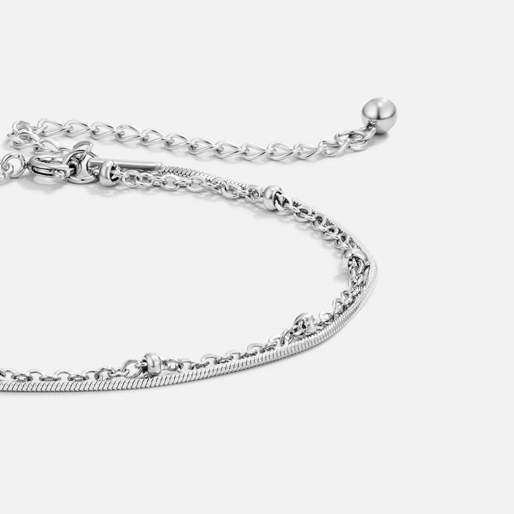 Oya - Pulsera de plata con múltiples capas