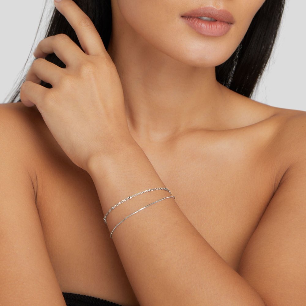 Oya - Pulsera de plata con múltiples capas