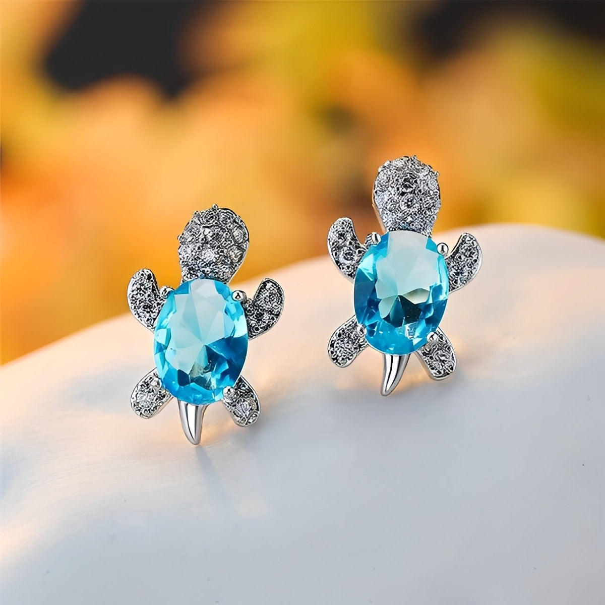 Talia – Pendientes de Tortuga Marina de Plata y Circonitas