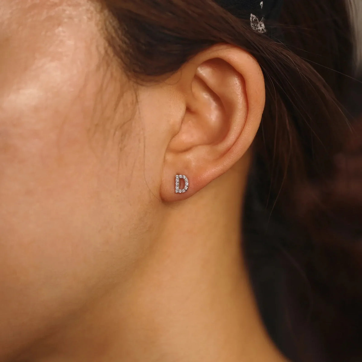 Pendientes con Iniciales de Plata CZ - Aretes delicados