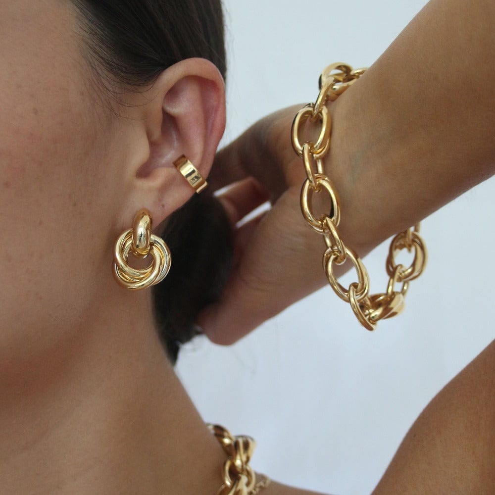 Rania – Pendientes de Diseño Tejido en Oro