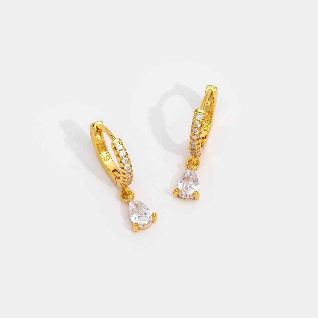Pendientes de Oro con CZ de Marfil Blanco